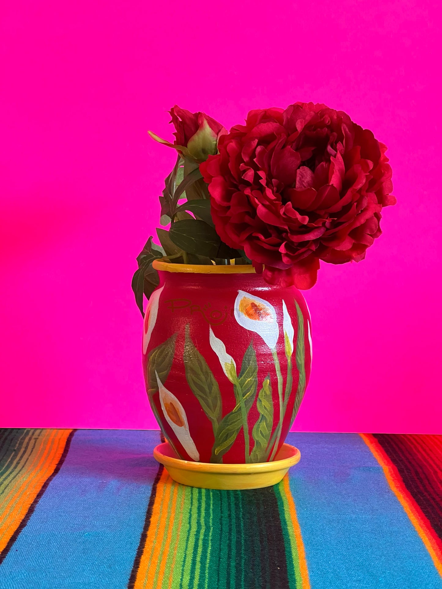 Calla Lilies de Ruby Maceta